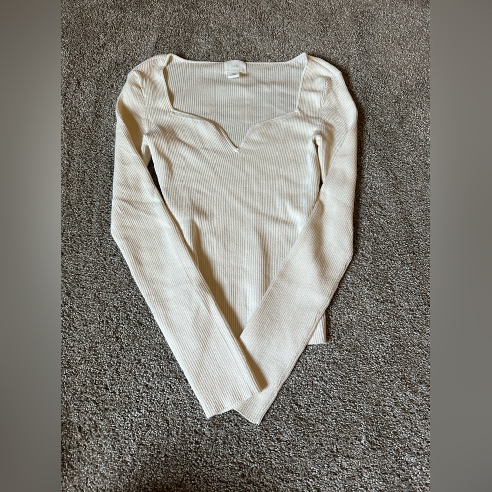 H&M long sleeve top